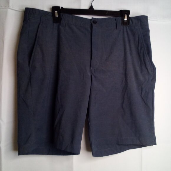 Izod Golf Shorts Men 36 Straight Active Gray - Picture 2 of 14